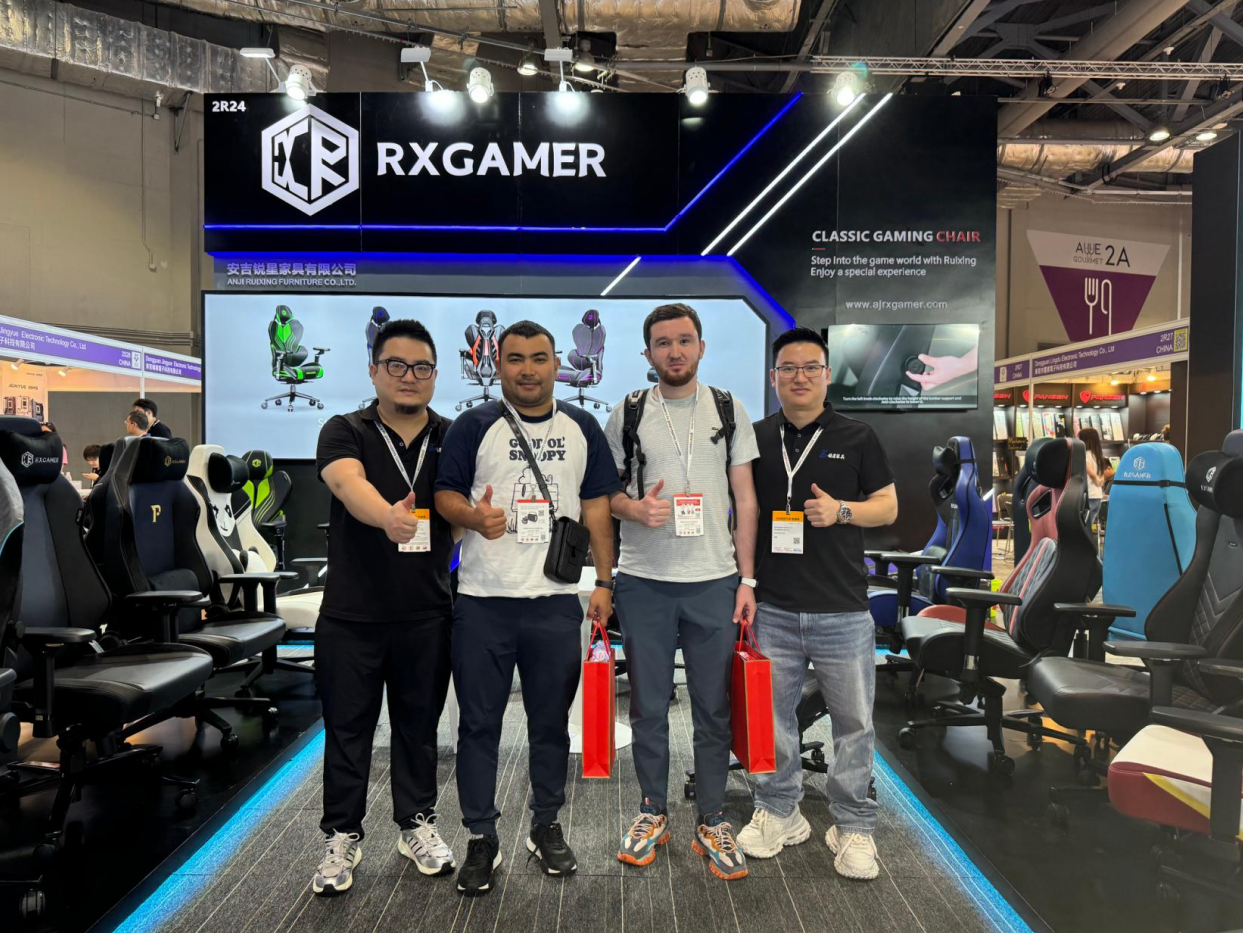 Anji Ruixing Furniture Co., Ltd. brille au Salon de l'électronique de Hong Kong 2025 (automne)